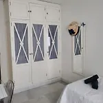 Agradable Con Bano Individual